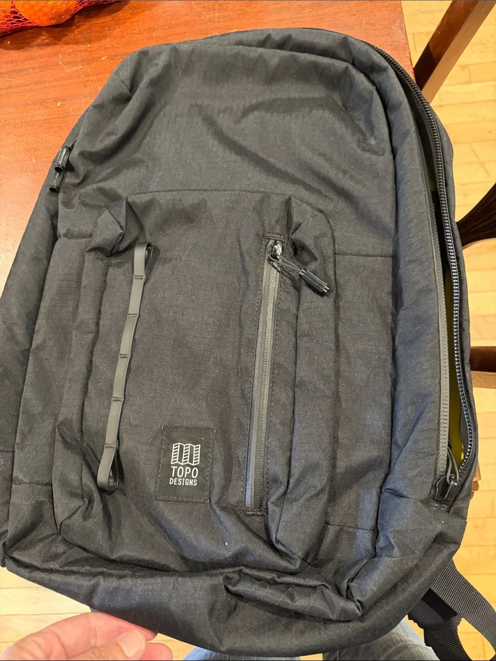 Topo Designs Black Men's Everyday Backpack with Front Zip Pocket